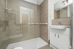 Photo 4- click for photo gallery